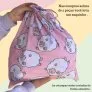 Imagem de um saquinho rosa com estampa de ovelhas sorridentes. Texto: 